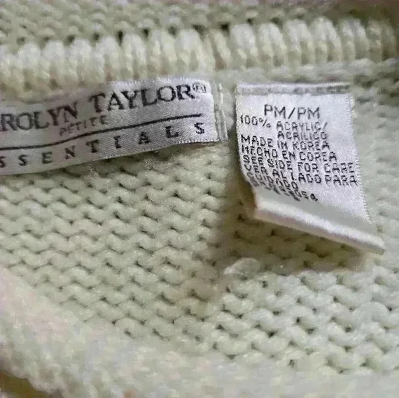 Carolyn Taylor Cream Knit Sweater sz PM - Picture 6 of 7